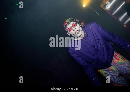 Les tours Alton font peur aux acteurs pendant Sincare Scare Fest Inc. Les ancêtres Alton et le spectacle Freak Halloween Scare Scare Banque D'Images