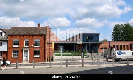 Ipswich, Suffolk - 8 juin 2021 : The Hold, Suffolk archives et bibliothèque sur Fore Street. Banque D'Images