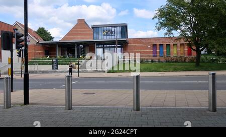 Ipswich, Suffolk - 8 juin 2021 : The Hold, Suffolk archives et bibliothèque sur Fore Street. Banque D'Images