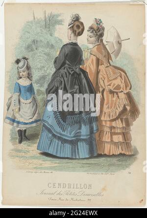 Cendrillon, env. 1871, non 34: Journal des petites Demoiselles .... deux femmes à l'extérieur, à Junoun avec Tournus. À côté d'eux une fille. Impression à partir du magazine Cendrillon mode (1850-1872). Banque D'Images