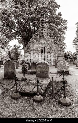 Écosse. L'image est de la tombe des parents de Robert Burns qui sont interrés au cimetière du chantier naval d'Auld Kirk [ancienne église] à Alloway. Banque D'Images