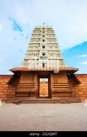 Shree Rangnath Ji Temple est un temple hindou situé à Vrindavan près de la ville de Mathura dans l'état de l'Uttar Pradesh en Inde Banque D'Images