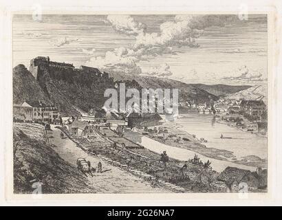 Vue sur le bouillon. Vue sur la ville de Bouillon avec la rivière Semois et le château de Bouillon. Banque D'Images