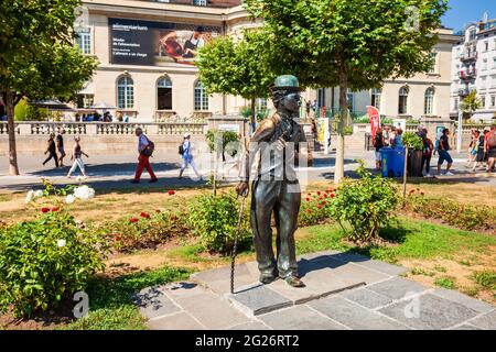 VEVEY, SUISSE - 19 JUILLET 2019 : statue de Charlie ou Charles Chaplin sur les rives du lac de Genève, dans la ville de Vevey, en Suisse Banque D'Images