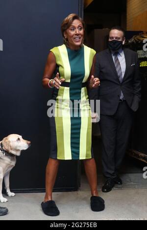 New York, NY, États-Unis. 08 juin 2021. Robin Roberts vu aux studios ABC à New York le 08 juin 2021. Crédit : RW/Media Punch/Alamy Live News Banque D'Images