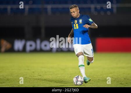 Asunción, Paraguay. 08 juin 2021 ; Defensores del Chaco Stadium, Asunción, Paraguay ; qualifications de la coupe du monde de football 2022 ; Paraguay contre Brésil ; Everton du Brésil crédit : action plus Sports Images/Alamy Live News Banque D'Images