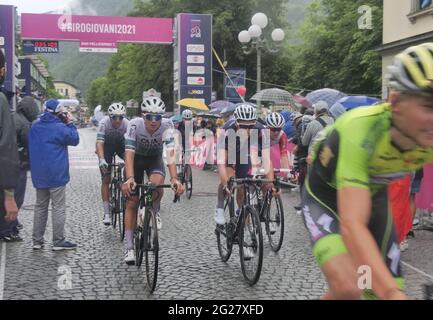 Giro d'Italia sous 23 six niveaux à San Pellegrino terme, Lombardie, Italie Banque D'Images