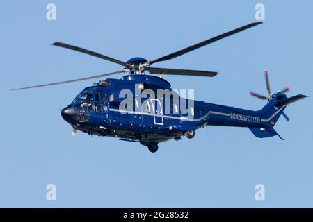 Hélicoptère Super Puma de la police fédérale allemande. Banque D'Images