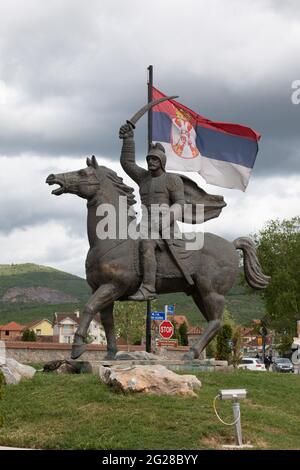 Miloš Obilić légendaire chevalier serbe XIV, statue à cheval à Gracanica, près de Pristina, Kosovo, Serbie Banque D'Images