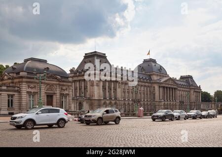 Bruxelles, Belgique - juillet 02 2019 : le Palais Royal de Bruxelles est le palais officiel du Roi et de la Reine des Belges au centre de la natio Banque D'Images