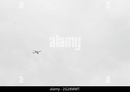 Avion dans le ciel Banque D'Images