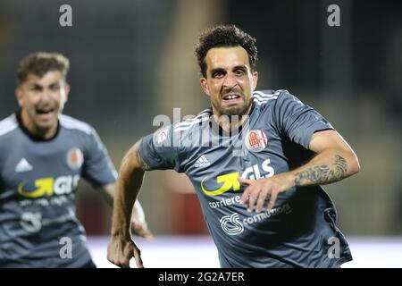 Turin, Italie, 9 juin 2021. Andrea Arrighini de l'US Alessandria fête après avoir obtenu un score pour mettre temporairement le jeu à 1-1 lors du match de la série C au Stadio Giuseppe Moccagatta - Alessandria, Turin. Le crédit photo devrait se lire: Jonathan Moscrop / Sportimage Banque D'Images