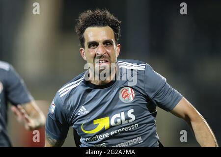 Turin, Italie, 9 juin 2021. Andrea Arrighini de l'US Alessandria fête après avoir obtenu un score pour mettre temporairement le jeu à 1-1 lors du match de la série C au Stadio Giuseppe Moccagatta - Alessandria, Turin. Le crédit photo devrait se lire: Jonathan Moscrop / Sportimage Banque D'Images