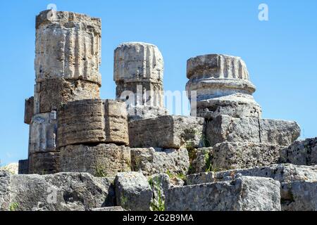 Temple de Mens Bona, la divine personnification de la mémoire (mens) et symbolisait la dette de gratitude due par les anciens esclaves à leurs maîtres et par implication de Paestum à Rome - zone archéologique de ​​Paestum - Salerno, Italie Banque D'Images