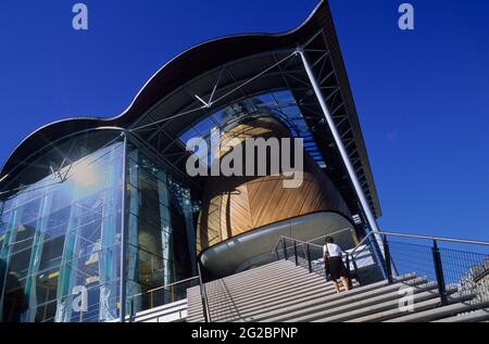 FRANCE. GIRONDE (33) VILLE DE BORDEAUX. COUR DE JUSTICE ET ÉCOLE DE MAGISTRALITÉ CONSTRUITE EN 1998 PAR L'ARCHITECTE RICHARD ROGERS Banque D'Images