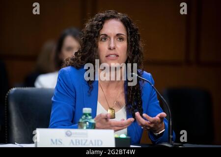 Christine Abizaid comparaît devant une audience du Comité sénatorial des renseignements pour sa nomination au poste de directrice du Centre national de lutte contre le terrorisme, Bureau du directeur du renseignement national, dans l'édifice Hart Senate Office à Washington, DC, le mercredi 9 juin 2021. Crédit: Rod Lamkey / CNP/Sipa USA Banque D'Images