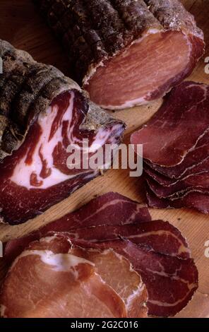 FRANCE, SAVOIE (73) HAUTE MAURIENNE, PARC NATIONAL DE LA VANOISE, VIANDE SÈCHE DE MONTAGNE Banque D'Images