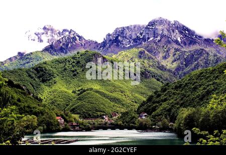 Belle photo de la montagne de Prenj dans les Alpes Dinariques du sud de la Bosnie-Herzégovine Banque D'Images