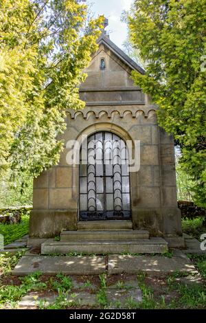 Tombe familiale dans le cimetière Banque D'Images