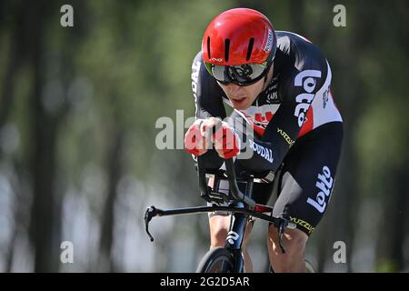 Le belge Jasper de Buyst de Lotto Soudal photographié en action pendant la deuxième étape de la course cycliste Baloise Belgium Tour, un essai individuel Banque D'Images