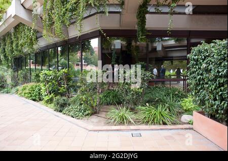 Skyscraper éco bâtiment du siège de la société d'édition Planeta DeAgostini Banque D'Images