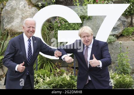 Carbis Bay, Royaume-Uni. 10 juin 2021. Le président des États-Unis, Joe Biden, et le premier ministre, Boris Johnson, du Royaume-Uni, se rencontrent en prévision du Sommet des dirigeants du G7 à Carbis Bay, à Cornwall, au Royaume-Uni, le 10 juin 2021. Photo par Andrew Parsons/No 10 Downing Street/UPI crédit: UPI/Alamy Live News Banque D'Images