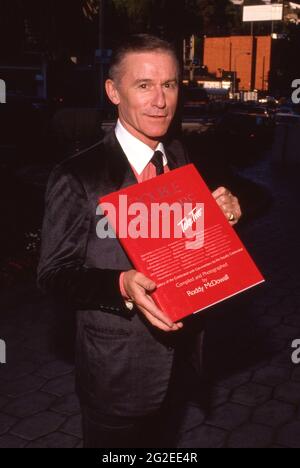 Roddy McDowall 1989. Crédit: Ralph Dominguez/MediaPunch Banque D'Images