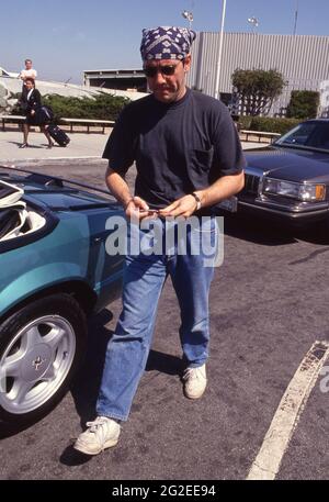 Kevin Spacey à l'aéroport international de Los Angeles - 27 septembre 1992 crédit : Ralph Dominguez/MediaPunch Banque D'Images