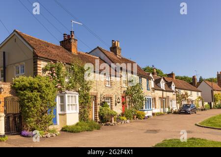 Belles vieilles maisons de village à Standon High Street, Hertfordshire, Royaume-Uni Banque D'Images