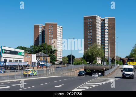 Queensway Estate Tower Block, bloc d'appartements en hauteur à Southend sur la mer, Essex, au-dessus du passage inférieur A1160. En raison d'être démoli meilleur projet Queensway. Banque D'Images