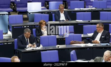 Berlin, Allemagne. 11 juin 2021. Beatrix Amélie Ehrengard Eilika von Storch, née duchesse d'Oldenburg, est un homme politique et un avocat allemand. Elle est porte-parole fédérale adjointe de son parti, l'AfD de droite, et membre du Bundestag depuis décembre 2019. Crédit : Juergen Nowak/Alay Live News Banque D'Images