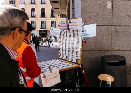 Street stall vendant la loterie. Madrid, Comunidad de Madrid, Espagne, Europe Banque D'Images