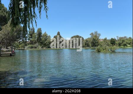 BREA, CALIFORNIE - 9 JUIN 2021 : le lac au parc régional de Carbon Canyon. Banque D'Images