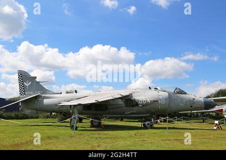 BAE Sea Harrier FA.2 (1980), Midland Air Museum, aéroport de Coventry, Baginton, Warwickshire, Angleterre, Grande-Bretagne, Royaume-Uni, Europe Banque D'Images