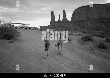 John Ford point - un point de vue avec des vues panoramiques de buttes escarpées, du nom du réalisateur qui montre plusieurs films ici à Monument Valley, Arizona, États-Unis Banque D'Images