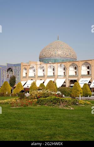 Mosquée Sheikh Lotfollah sur la place Naghe Jahan à Isfahan, Iran Banque D'Images