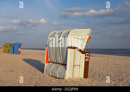 Chaises de plage, île de Foehr, Parc national de la Mer des Wadden du Schleswig-Holstein, Allemagne, Schleswig-Holstein Banque D'Images