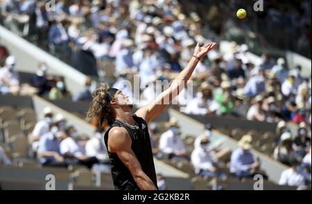 Paris, France. 11 juin 2021. Alexander Sascha Zverev d'Allemagne au cours du 13 jour de Roland-Garros 2021, French Open 2021, un tournoi de tennis Grand Slam le 11 juin 2021 au stade Roland-Garros à Paris, France - photo Jean Catuffe/DPPI/LiveMedia Credit: Independent photo Agency/Alay Live News Banque D'Images