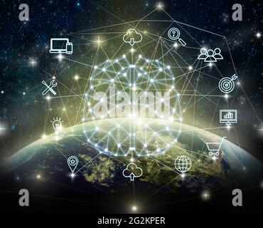 Forme polygonale du cerveau de l'intelligence artificielle avec diverses icônes de Ville intelligente Internet des objets technologie sur une partie de la terre Au-dessus de la voie lactée b Banque D'Images