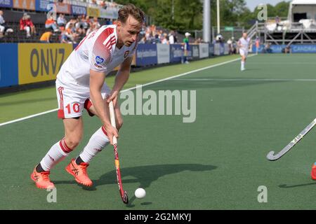 AMSTELVEEN, PAYS-BAS - JUIN 12 : Christopher Griffiths d'Angleterre pendant le match des hommes des championnats d'Europe de hockey entre l'Angleterre et la Belgique au Wagener Stadion le 12 juin 2021 à Amstelveen, pays-Bas (photo de Gerrit van Keulen/Orange Pictures) Banque D'Images