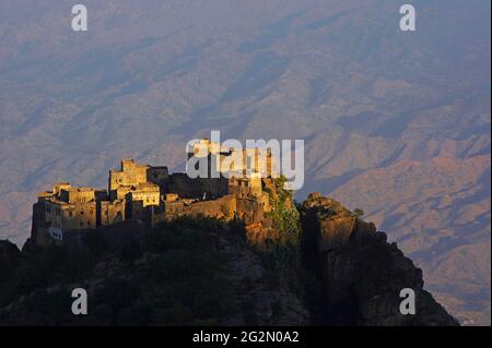 Le Yémen, montagnes centrales, village autour de Al Mahwit. Banque D'Images