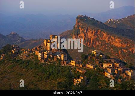 Yémen, montagnes centrales, village d'Al Jaray, région d'Al Mahwit. Banque D'Images