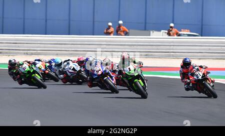 Misano World circuit Marco Simoncelli, Misano Adriatico, Italie. 12 juin 2021. Tours 1 lors de l'UEFA Euro 2020, Groupe A, match de football, World Superbike - SBK - photo Otto Moretti/LM crédit: Live Media Publishing Group/Alay Live News Banque D'Images