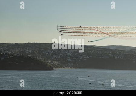 Baie Carbis sommet du G7 à cornwall, photos des flèches rouges au-dessus de St Ives, à Cornwall pour le Sommet du G7 Banque D'Images