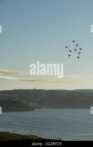 Baie Carbis sommet du G7 à cornwall, photos des flèches rouges au-dessus de St Ives, à Cornwall pour le Sommet du G7 Banque D'Images