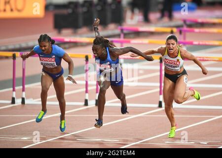 Dawn Harper-Nelson (USA, argent), Pamela Dutkiewicz (GER, Bronze). 100 mètres haies femmes. Finale. Championnats du monde d'athlétisme de l'IAAF, Londres 2017 Banque D'Images