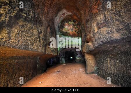 Byera, Saint-Vincent-et-les Grenadines-4 janvier 2020 : le tunnel de la pointe Noire. Banque D'Images