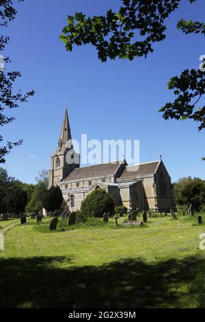L'église Saint Pierre, Deene, Northamptonshire Banque D'Images