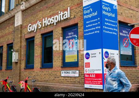 Londres. ROYAUME-UNI- 06.10. 2021. Guy's Hospital à Southwark , l'un des hôpitaux les plus grands et les plus connus de la capitale. Banque D'Images