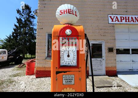 Ancienne pompe à gaz Yaphank long Island New York Banque D'Images